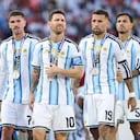 Rodrigo de Paul, Lionel Messi, Nicolás Otamendi y Leandro Paredes luego de perder la final del Mundial 2026