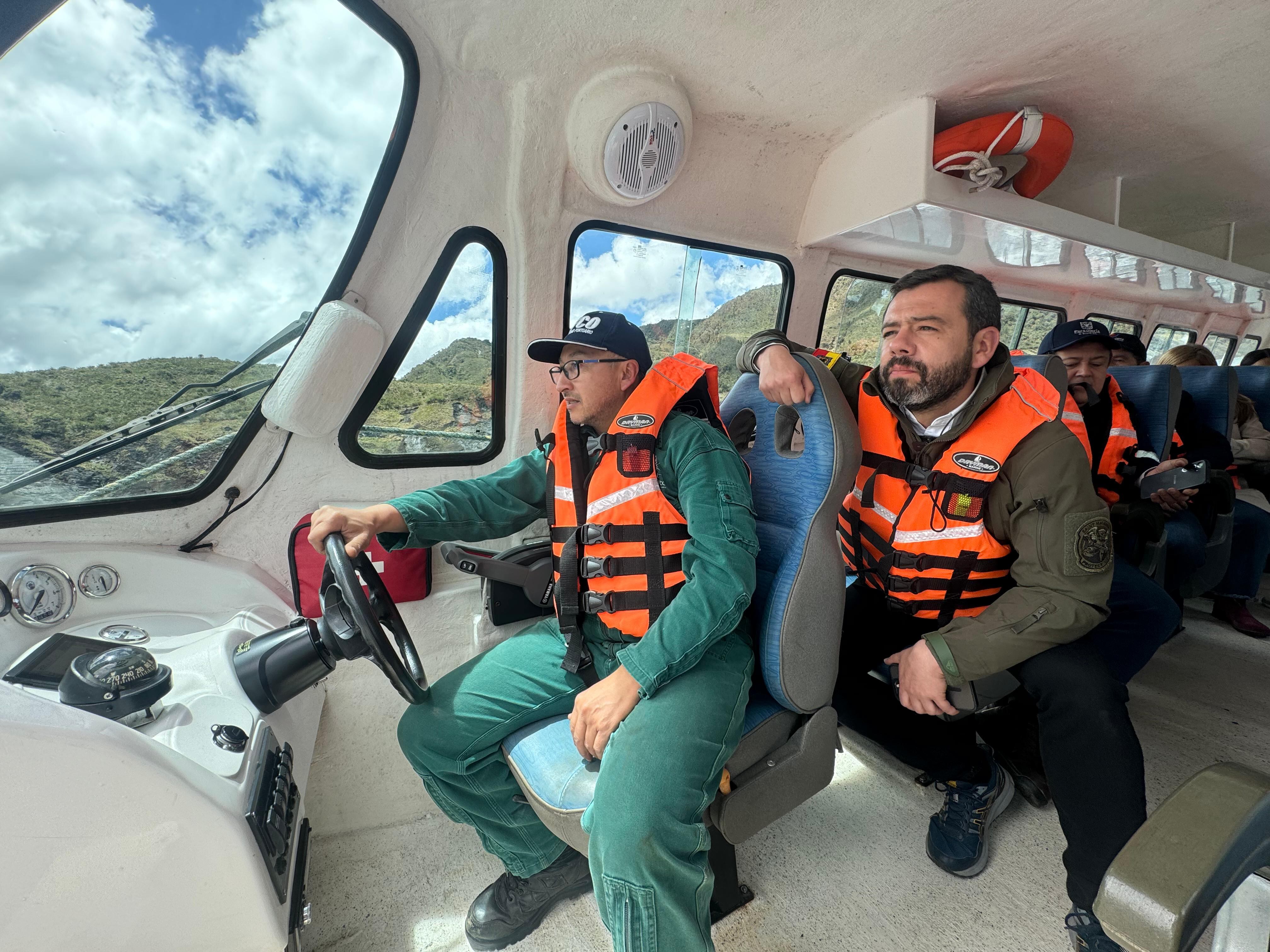 El alcalde Carlos Fernando Galán, y organismos de control, visitaron el embalse de Chuza, del Sistema Chingaza.