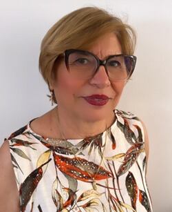 Esperanza Arias Callejas, representantes de los usuarios de la Nueva EPS