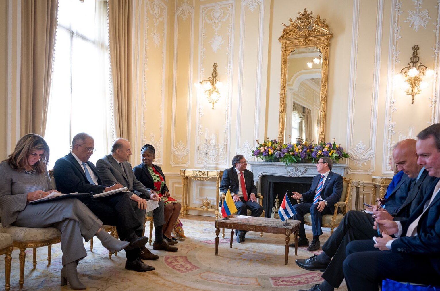 Reunión canciller de Cuba Bruno Rodríguez con el presidente Gustavo Petro