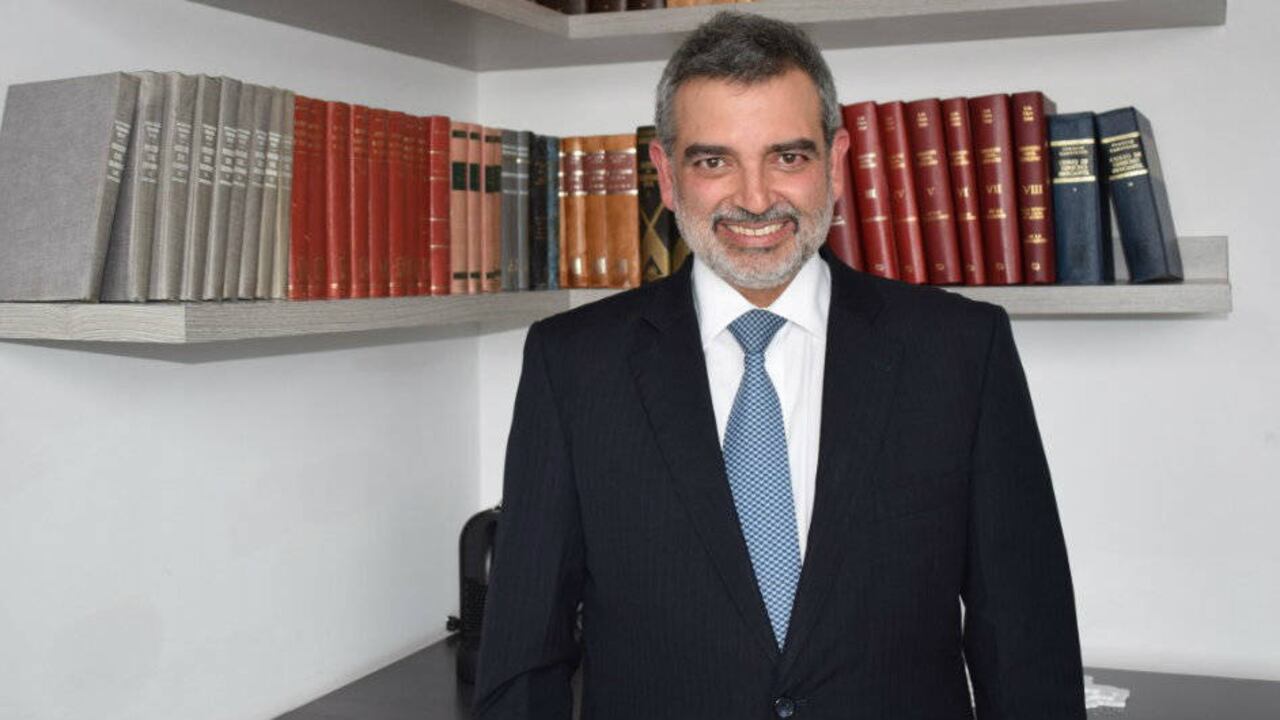 Juan Pablo Liévano, Columnista de El País