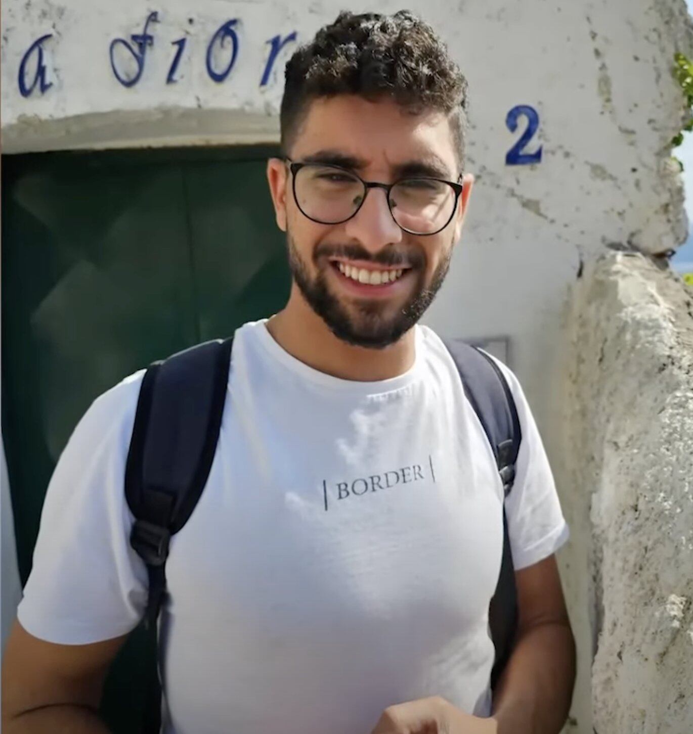 Entre los rehenes que tiene Hamás está el israelí Evyatar David, que en agosto apareció en un vídeo en el que sus captores le obligaban a cavar su propia tumba.