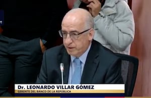 Leonardo Villar, gerente del Banco de la República en la Comisión Tercera del Senado, este martes 22 de abril de 2026