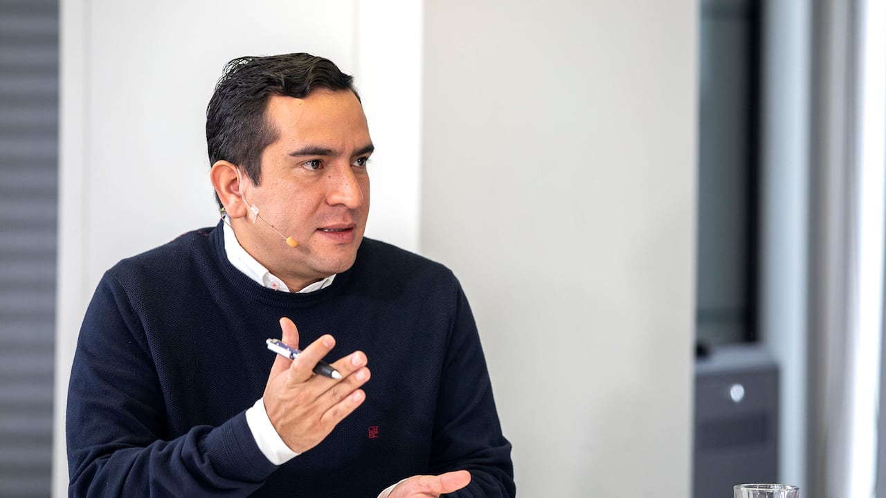 El congresista Edward Rodríguez le confirmó a SEMANA que desde el 28 de junio no hace parte del Centro Democrático.