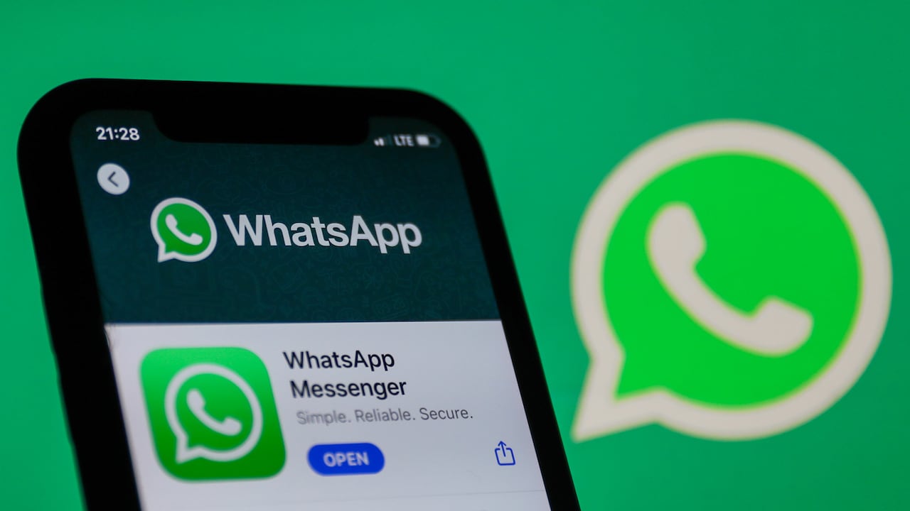 Paso a paso para activar un número virtual en WhatsApp.