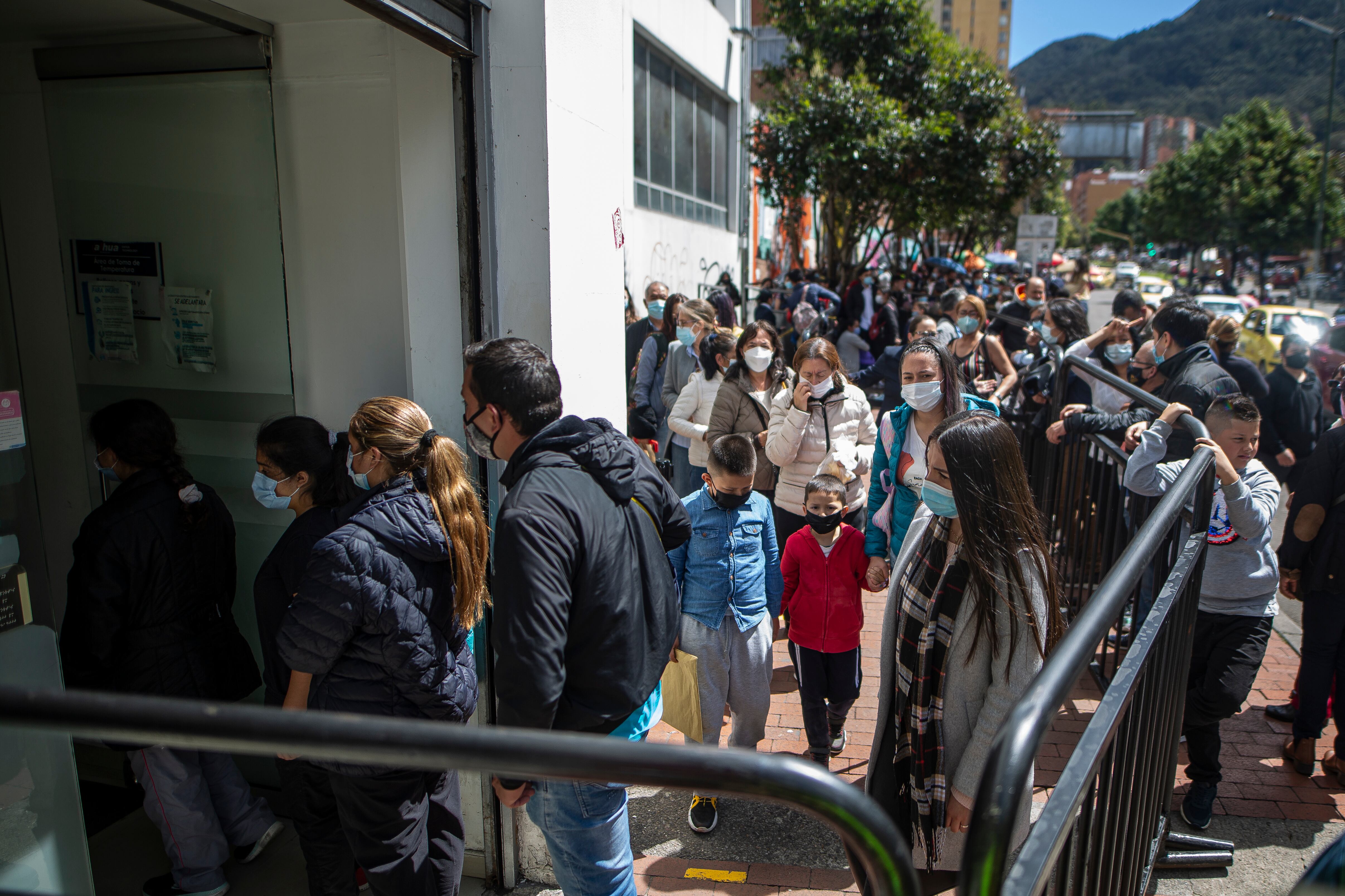 Filas oficina de Pasaportes Ministerio de Relaciones Exteriores