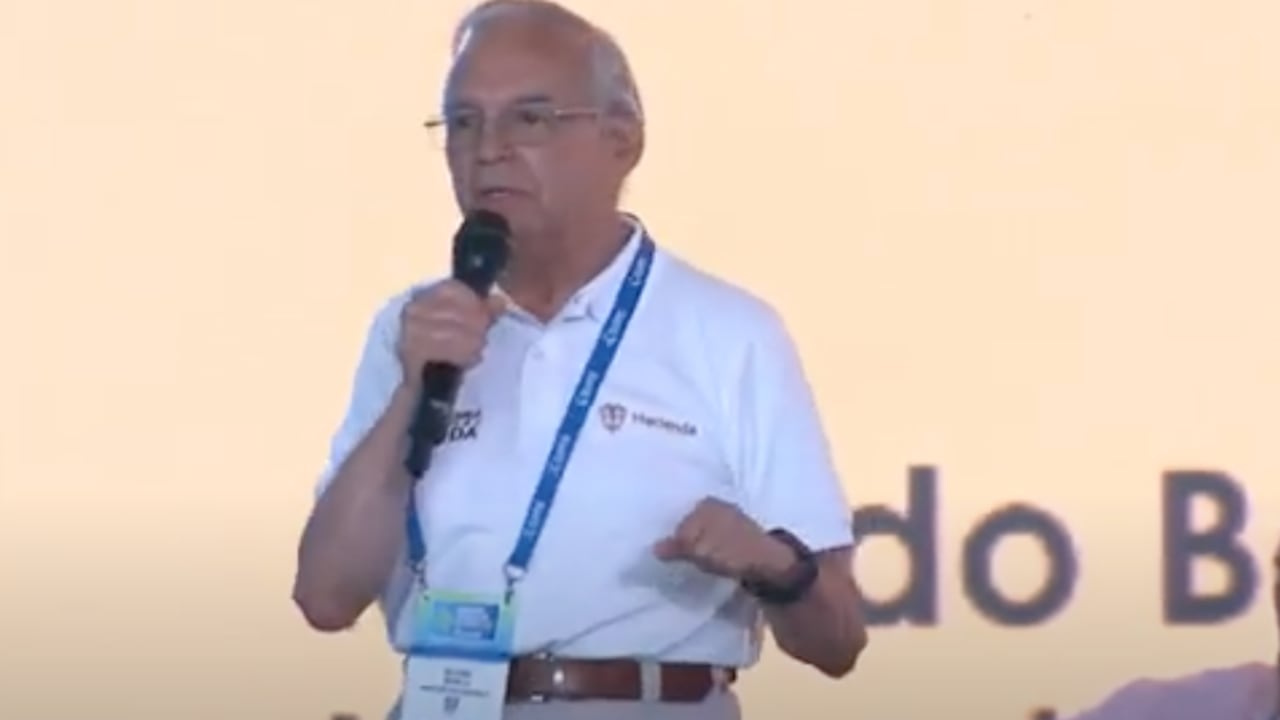 Ricardo Bonilla, ministro de Hacienda.