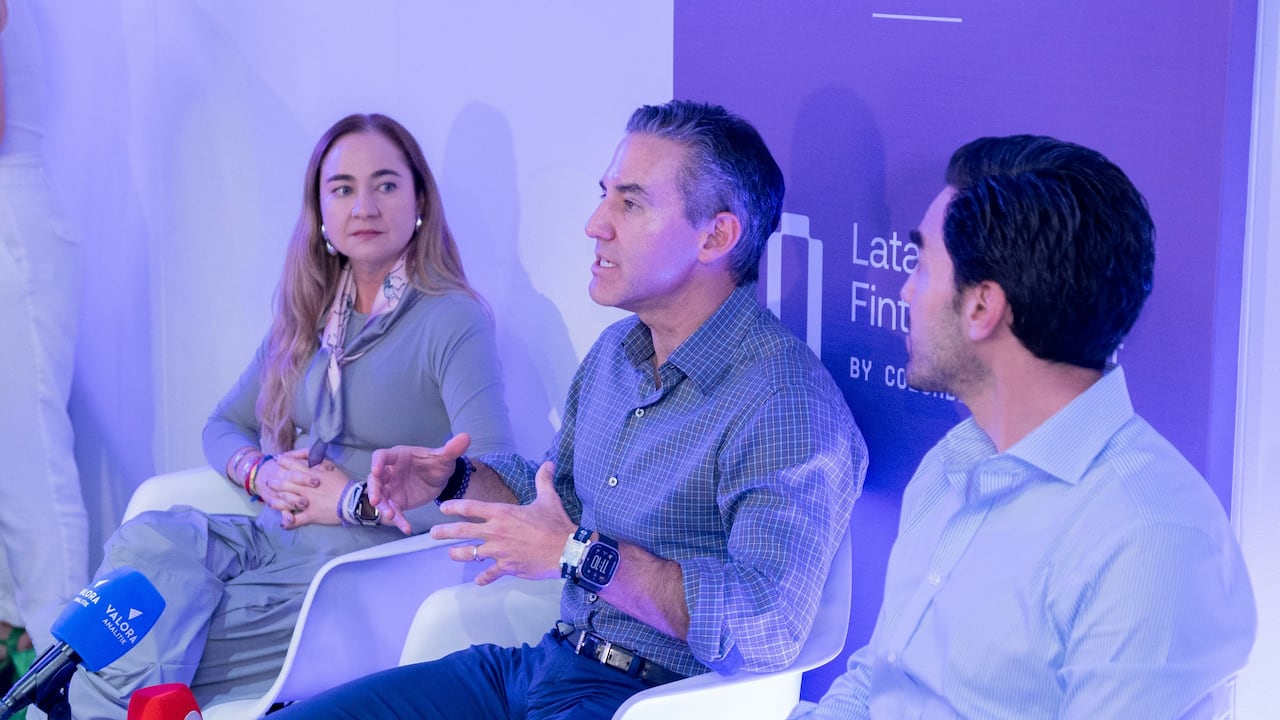 David Vélez, fundador de Nubank, anunció inversiones por cerca de $5 billones en Colombia entre 2026 y 2030 para fortalecer la operación de la compañía.