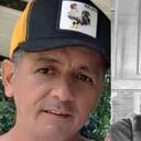 El hombre fue encontrado sin vida después de que se comunicara con las autoridades.