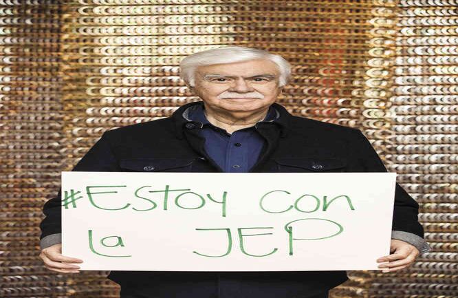 GERMÁN CASTRO CAYCEDO, escritor