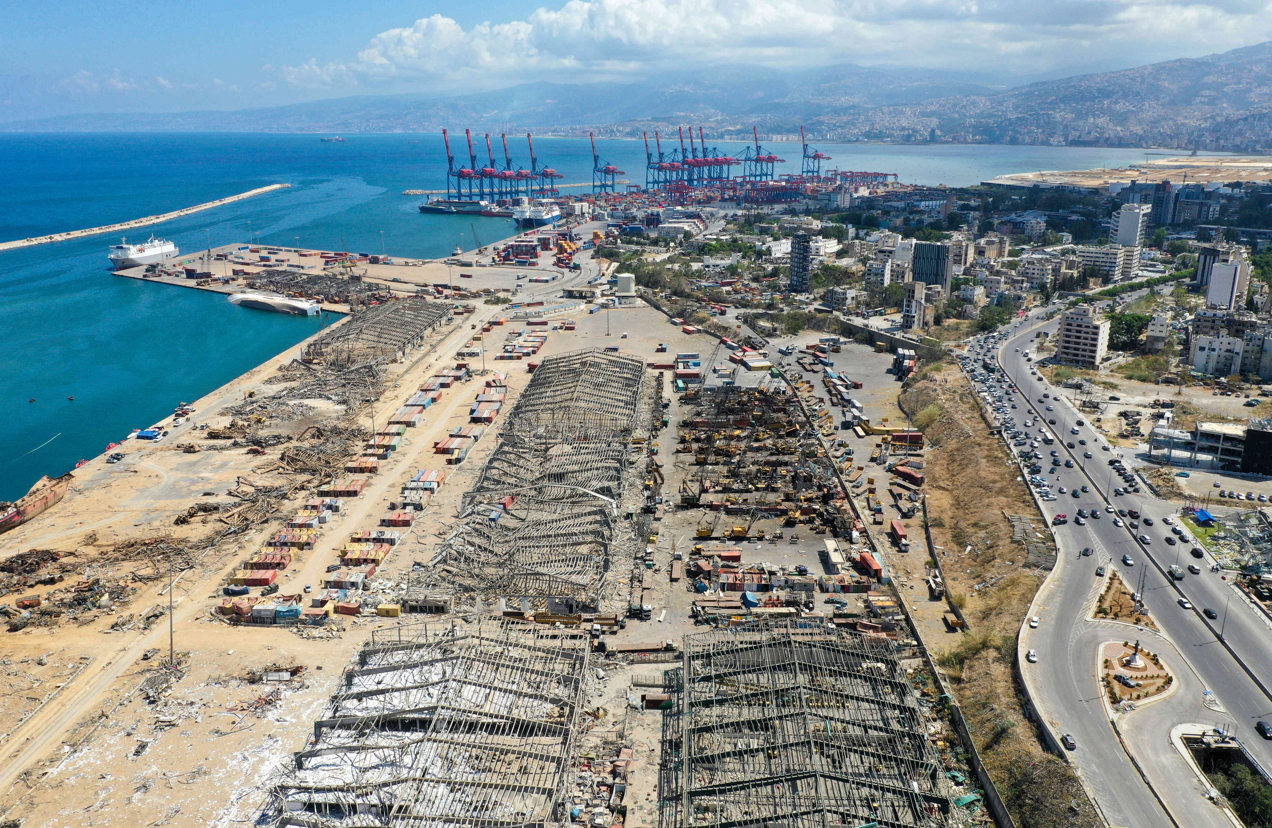 Algunos de los más antiguos se encontraban cerca del puerto, donde detonaron varias toneladas de nitrato de amonio almacenadas en un depósito. - Foto: AFP