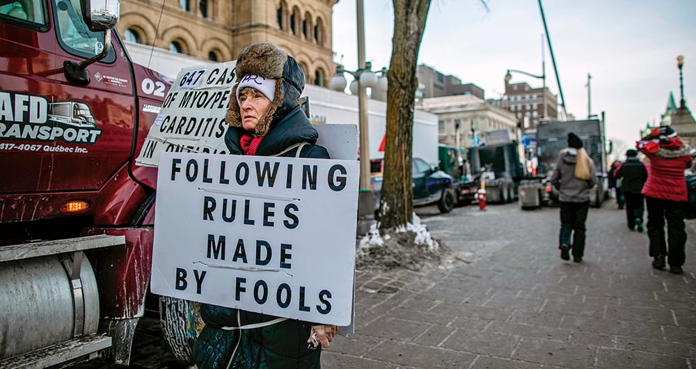 Las protestas exigen el fin de las medidas contra la pandemia.