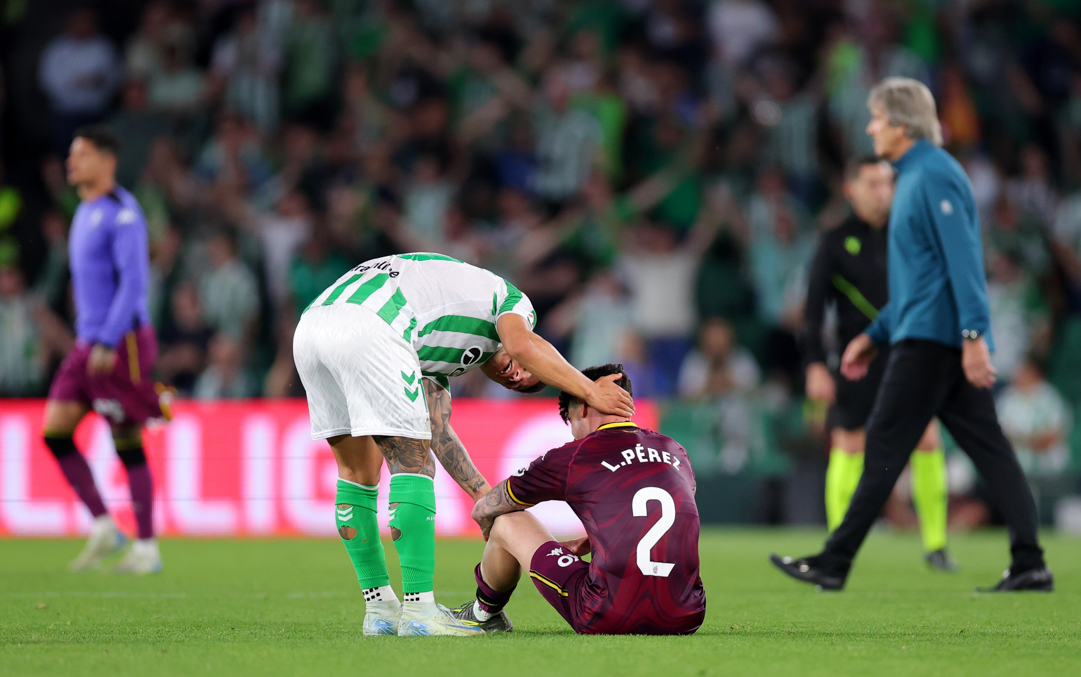 Betis celebra su cercanía a la Champions, pero Valladolid firmó su descenso a segunda.