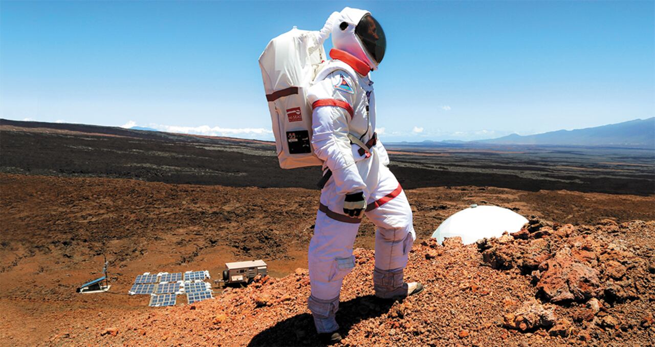 Al salir de la cápsula, los integrantes de la misión debían llevar trajes muy similares a los que se están diseñando para el primer viaje al Planeta Rojo.
