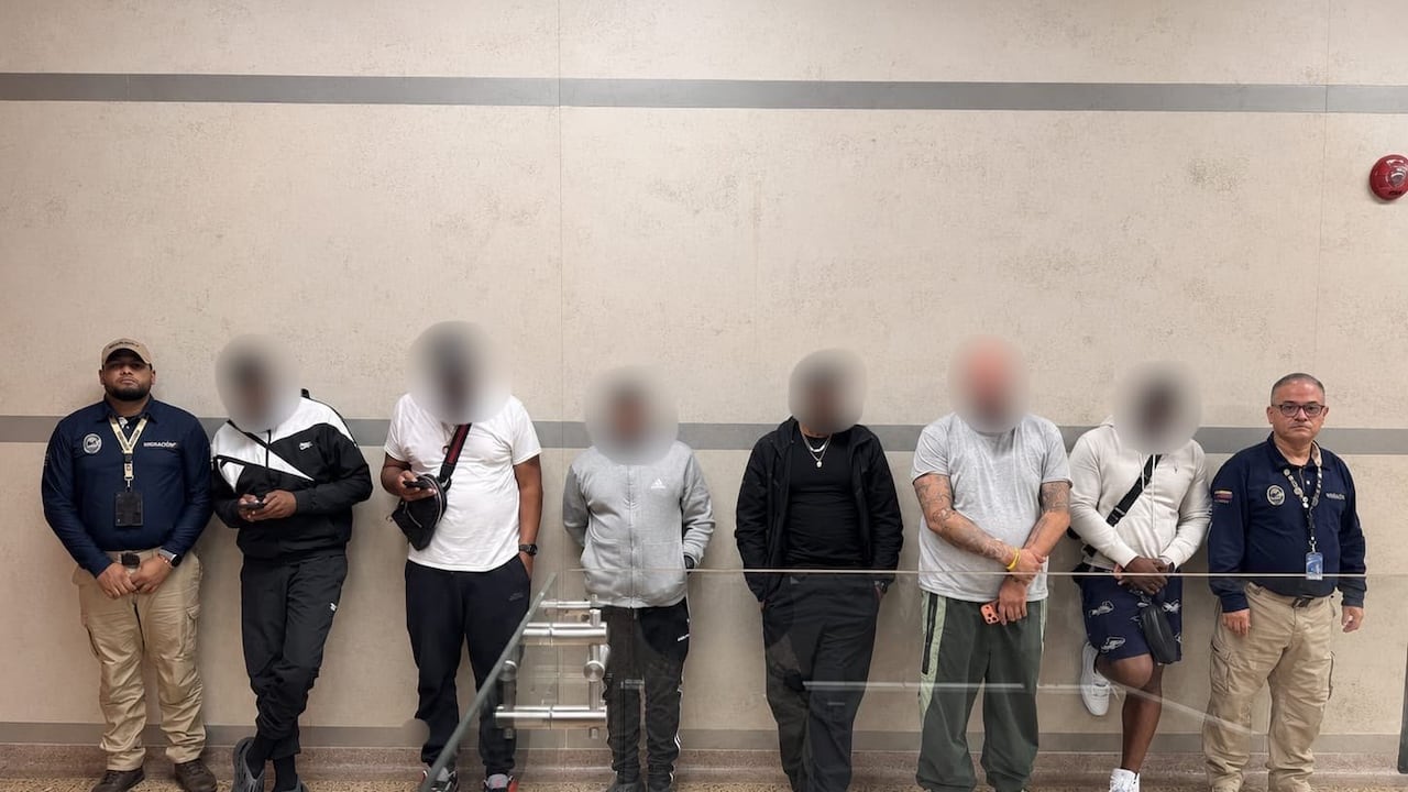 Los extranjeros pretendían ingresar al aeropuerto internacional José María Córdova de Rionegro.