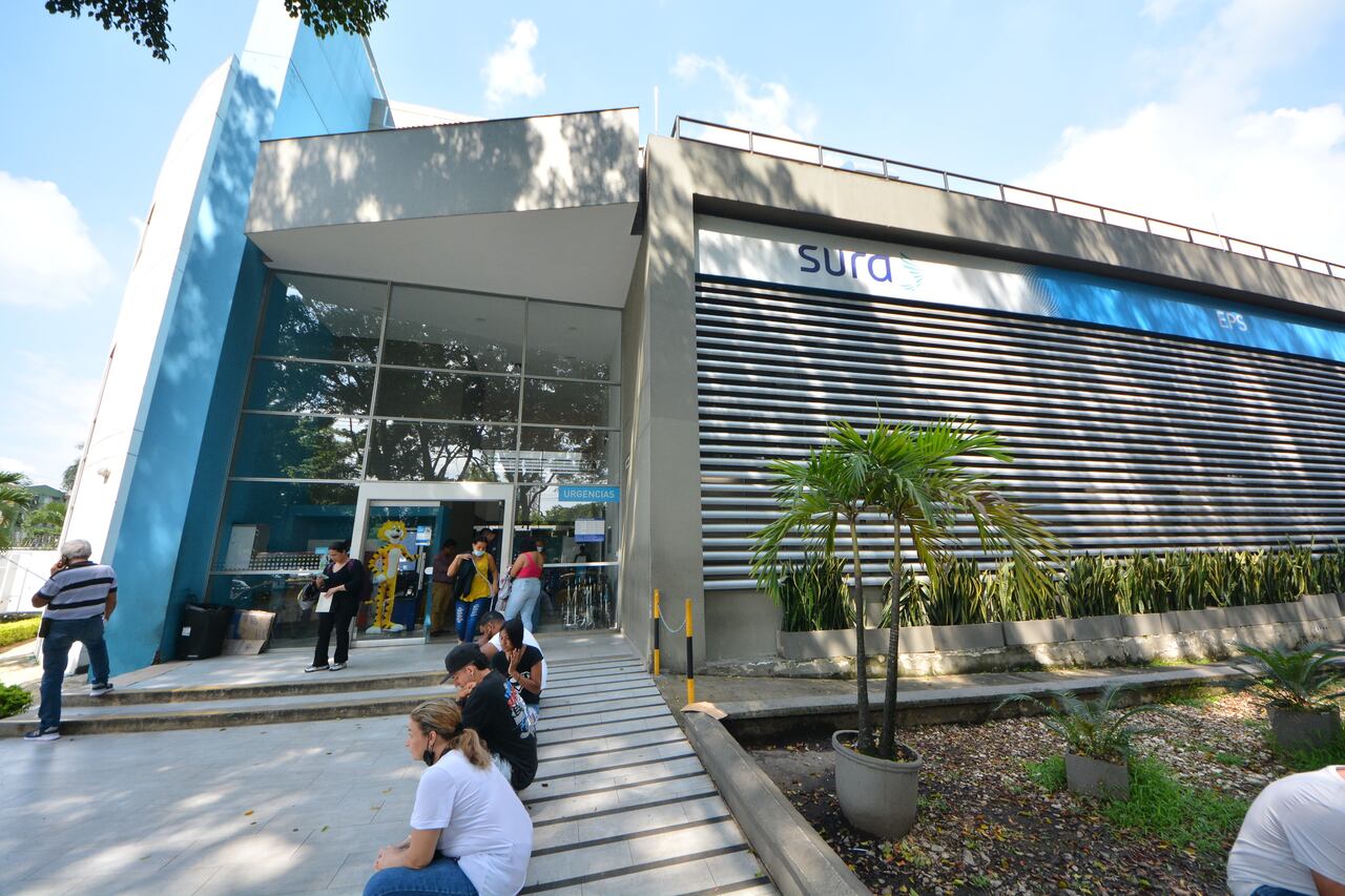 Sede Sura de la Pasoancho con 50, en Cali.