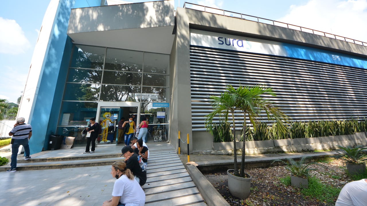 Sede Sura de la Pasoancho con 50, en Cali.