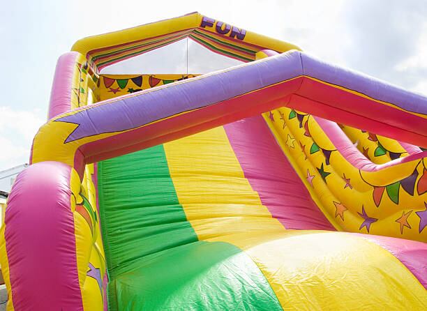 Pretendían comprar saltarines inflable a 11 millones de pesos. (Imagen de referencia).