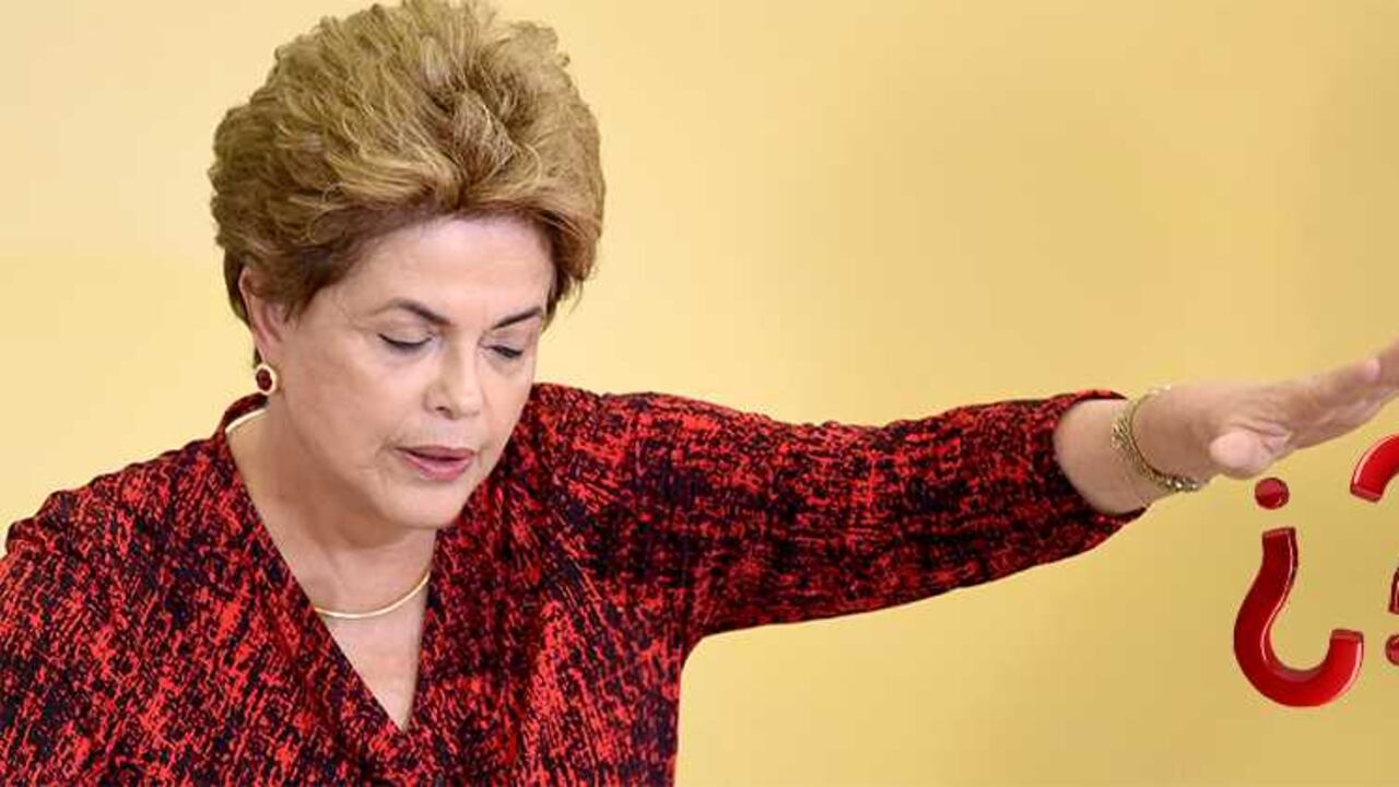En caso de ser sentenciada, Rousseff quedará inhabilitada para ejercer cargos públicos por ocho años.