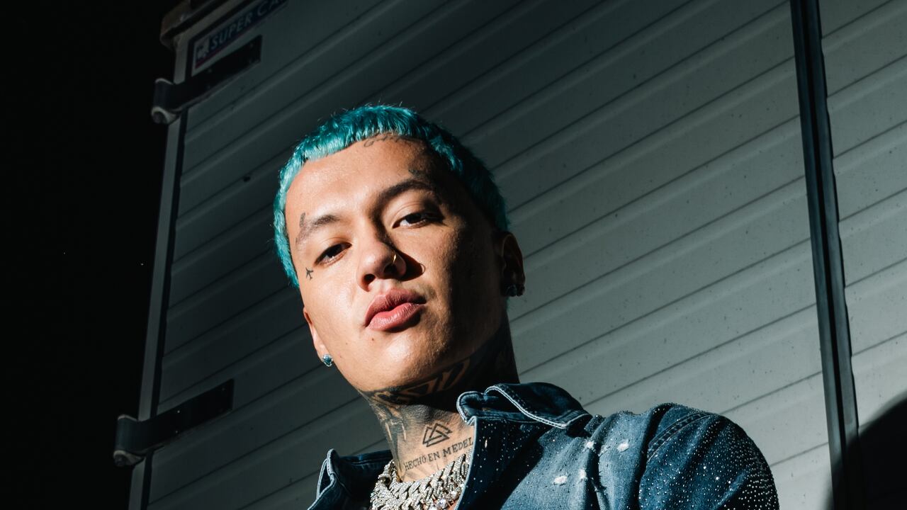 Dura respuesta de Blessd frente a las críticas por letra de '+57'.