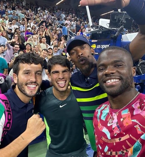 Sebastián Yatra se estrenó como tenista