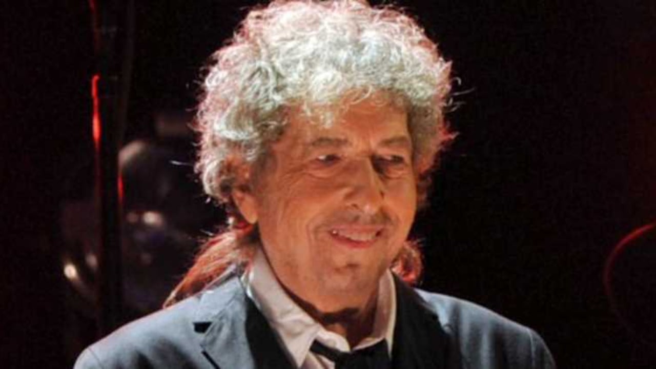 Bob Dylan presentara el álbum de estudio "Fallen Angels" el 20 de mayo.