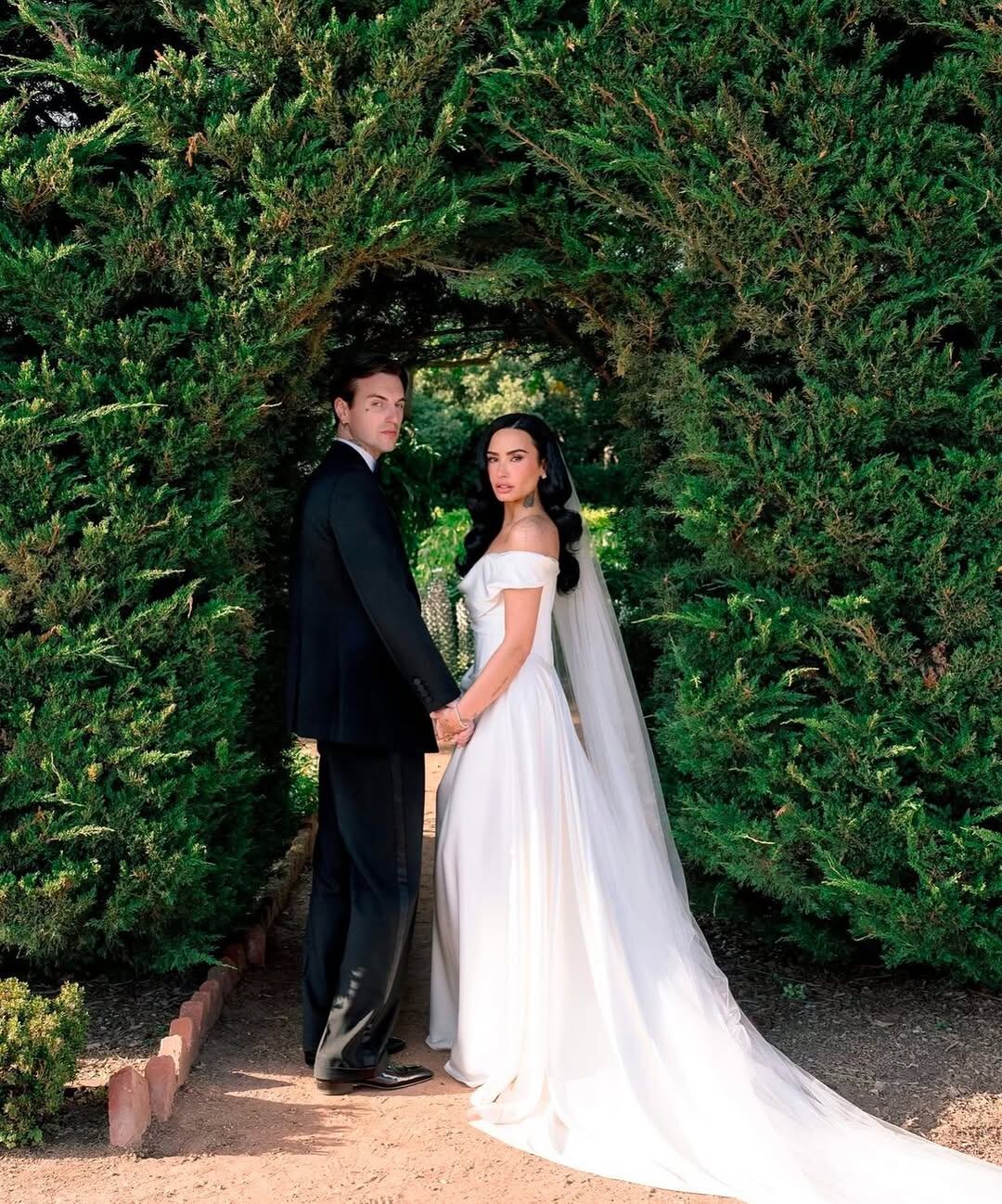 Demi Lovato y Jordan Lutes dan el sí, en 2025