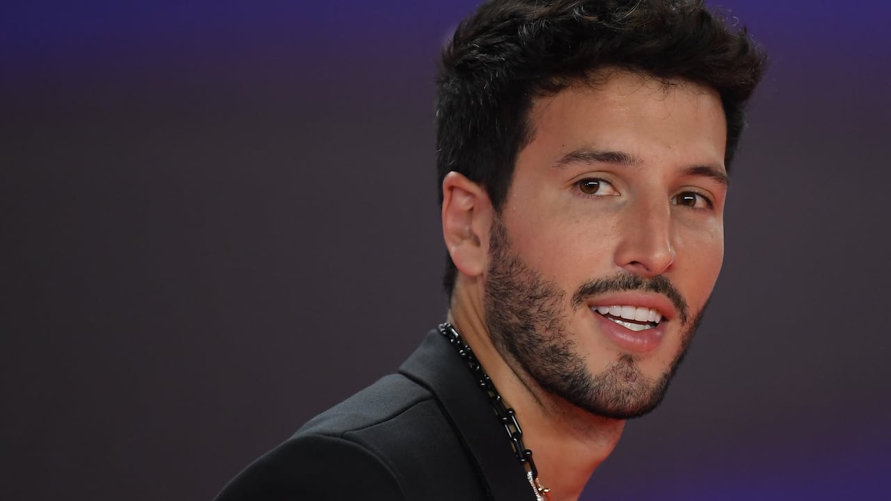 Sebastián Yatra, otro de los invitados colombianos a la gala de los Latin Grammy.