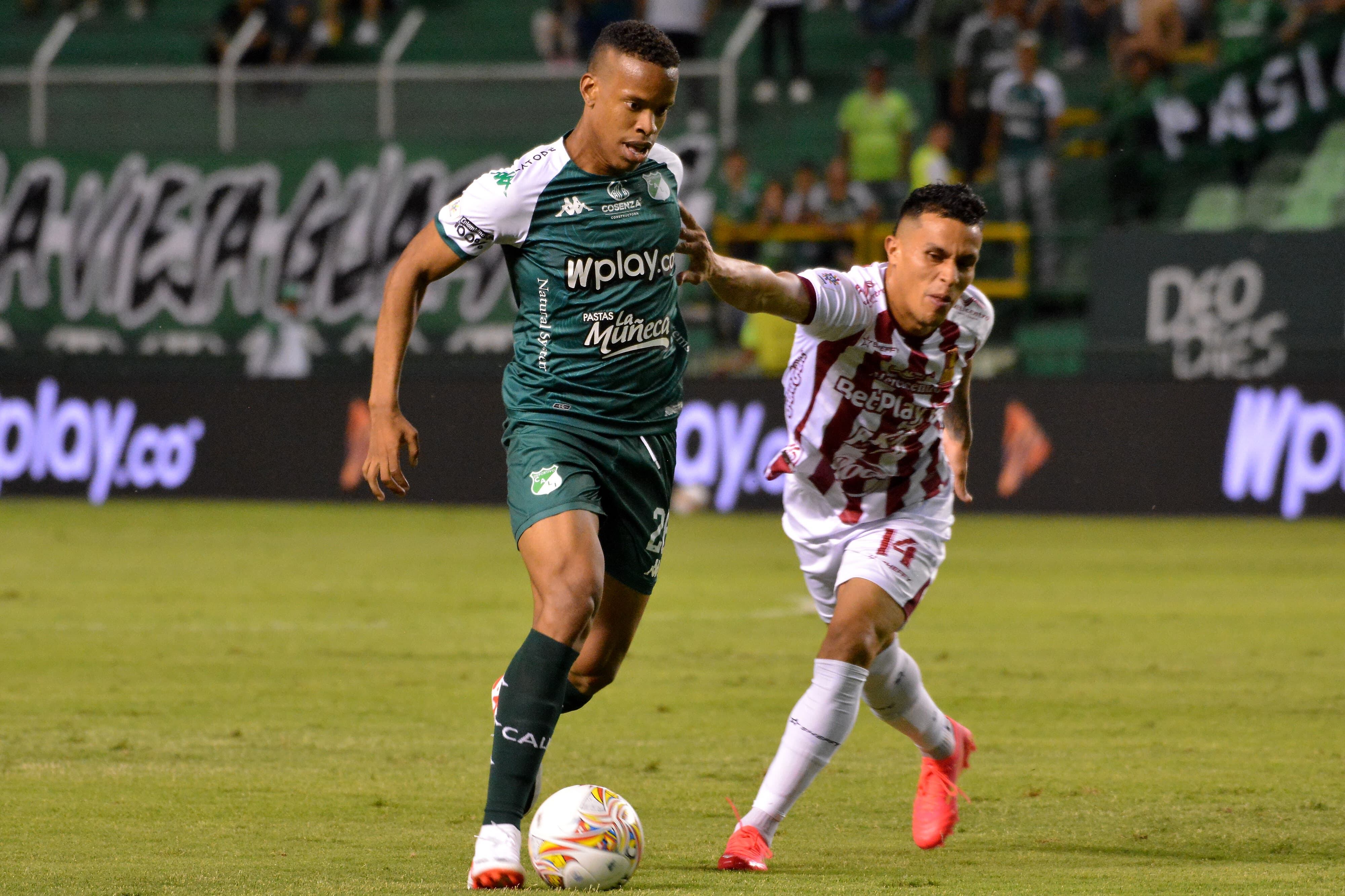 Deportivo Cali vs deportes tolima en el estadio de palmaseca