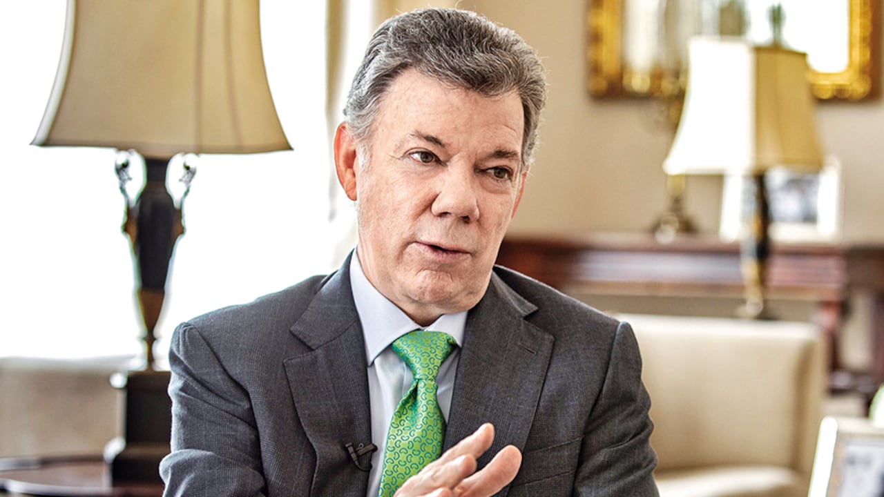 En un evento académico en la Universidad Externado, el expresidente Juan Manuel Santos dijo que la paz no tiene éxito si no se implementa en su totalidad.