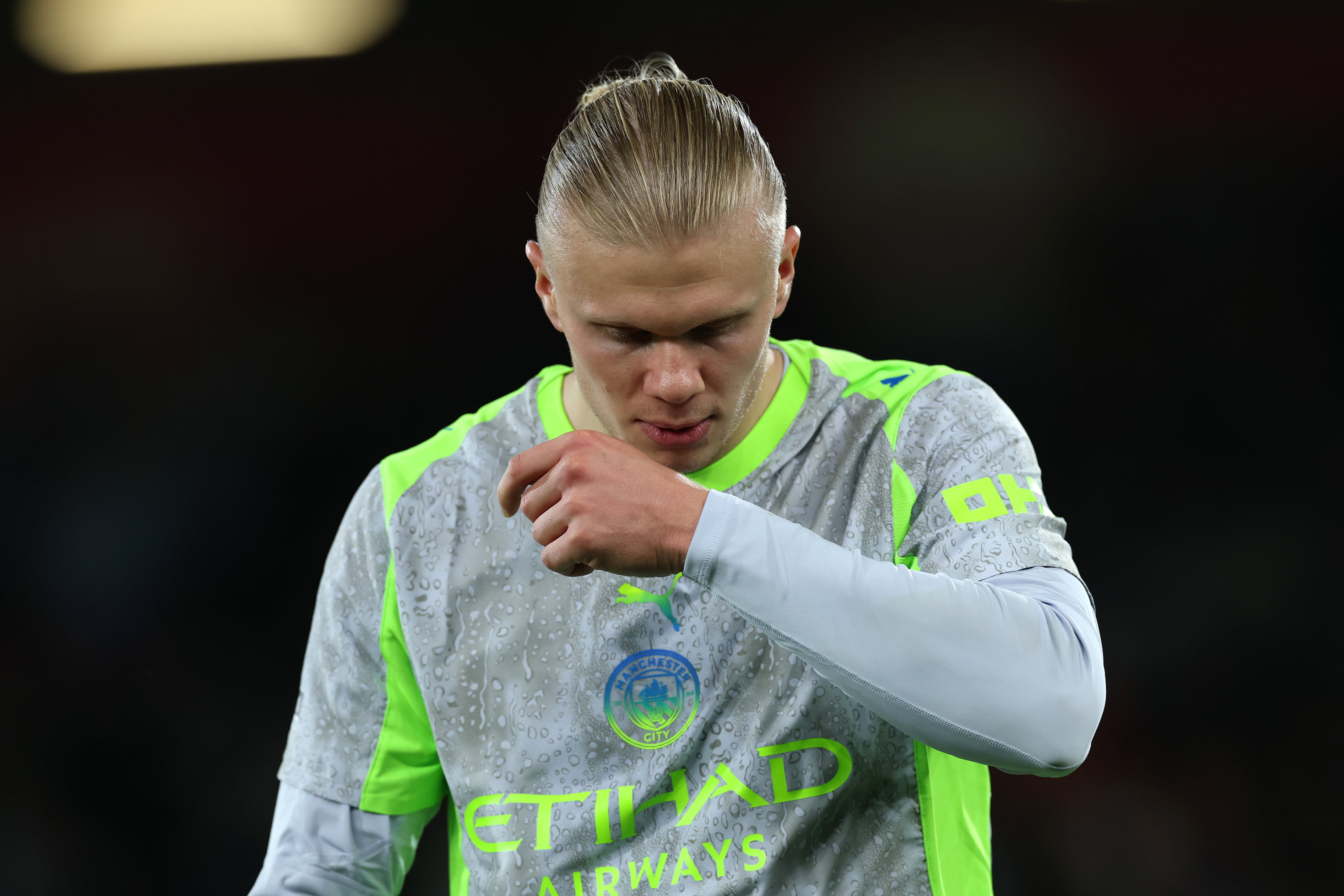 BOURNEMOUTH, ENGLAND - MAY 19: Erling Haaland of Manchester City appears dejected following the team's 1-1 draw in the Premier League match between Bournemouth and Manchester City at Vitality Stadium on May 19, 2026 in Bournemouth, England. (Photo by Eddie Keogh/Getty Images)