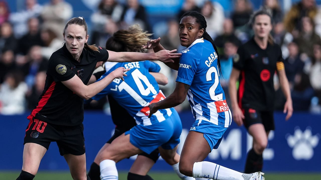 Daniela Caracas no se dio cuenta de la provocación realizada por la jugadora contraria.