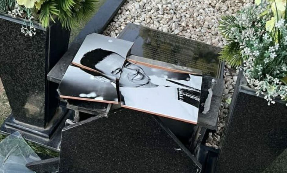 La tumba de Martín Elías volvió a ser destruida