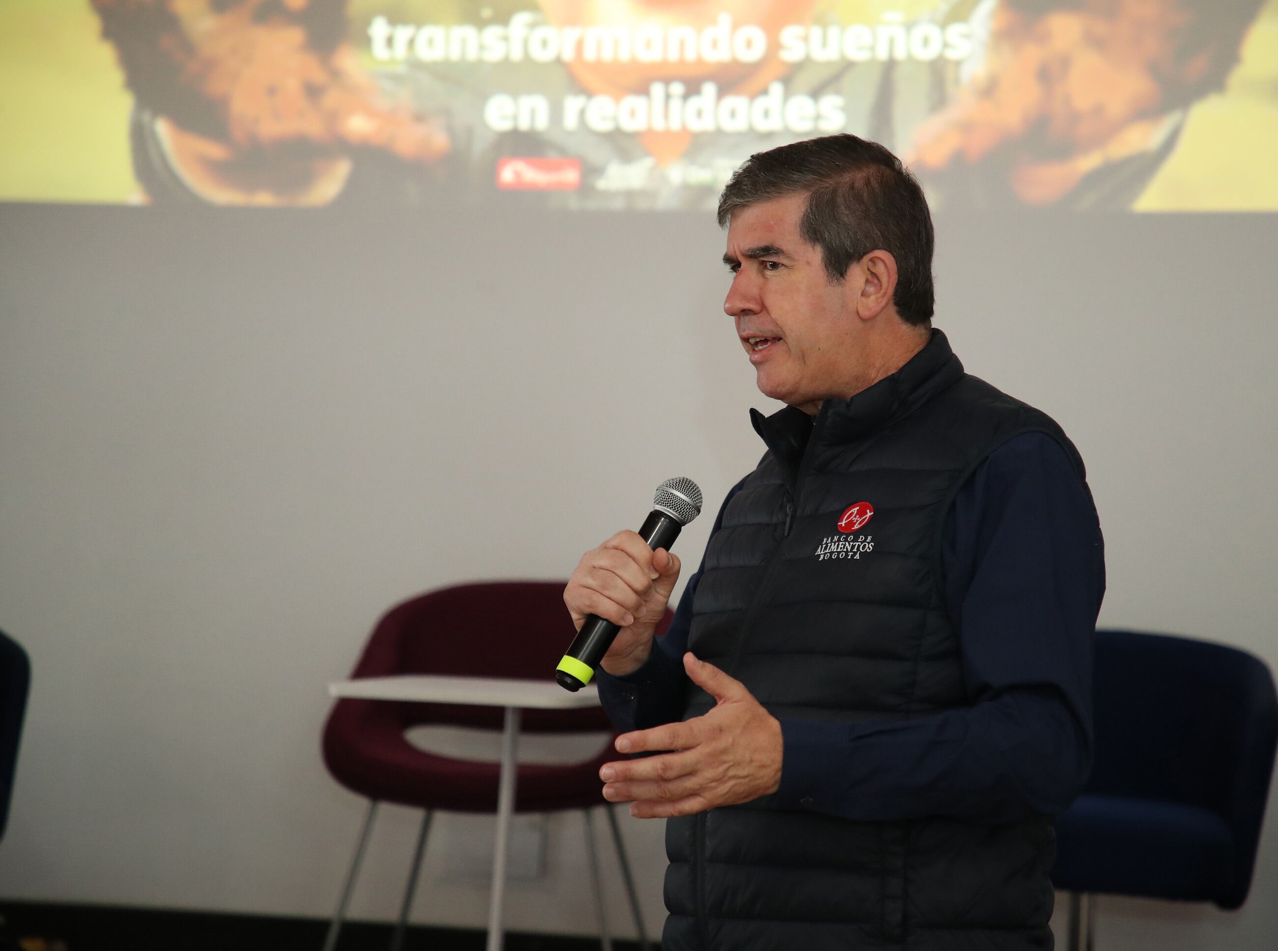 El Padre Daniel Saldarriaga Molina, fundador del Banco de Alimentos, aseguró que aún queda mucho por hacer para atender la crisis alimentaria en el país.