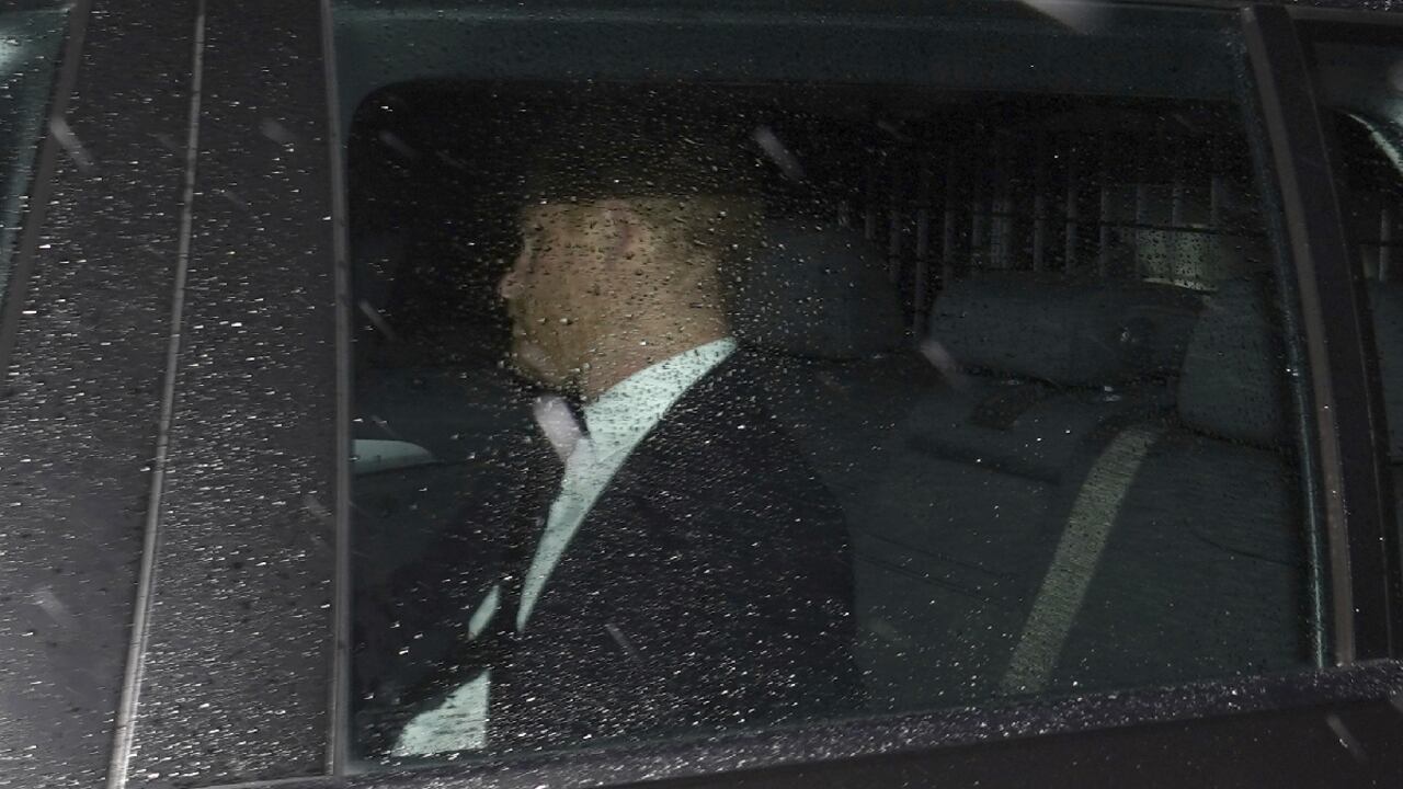 Príncipe Harry llegó a Balmoral, pero su abuela ya había fallecido