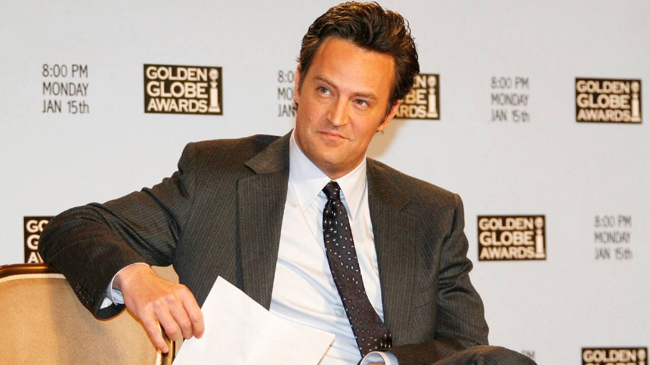 El actor Matthew Perry llegó al estrellato cuando protagonizó a Chandler Bing en Friends.