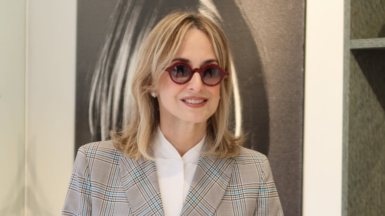Silvia Tcherassi ha recibido múltiples reconocimientos por su aporte a la industria de la moda y al emprendimiento creativo.