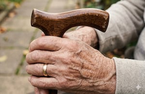 En Colombia hay un poco más de 2 millones de personas pensionadas. Foto: creada por Gemini AI.