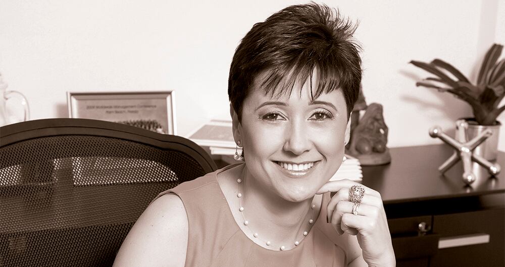 María Adelaida Saldarriaga gerente general delClúster Andino de Avon “Dar impulso, eliminar obstáculos, superar sesgos, proporcionar oportunidades de desarrollo y liberar el potencial de las mujeres con capacidad de liderazgo se convierte en la clave para avanzar en equidad”. 