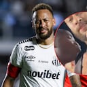 Neymar fue besado en el cuello por Edwin Mosquera al final del partido de Copa Sudamericana