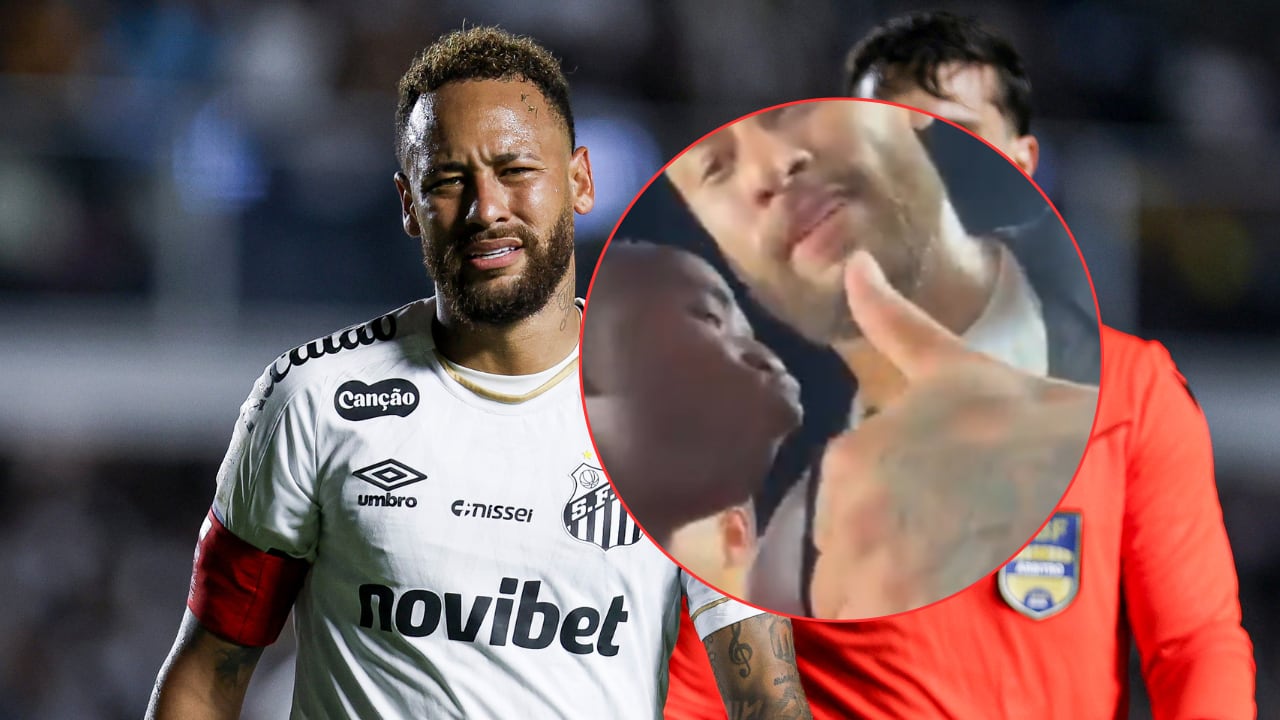 Neymar fue besado en el cuello por Edwin Mosquera al final del partido de Copa Sudamericana