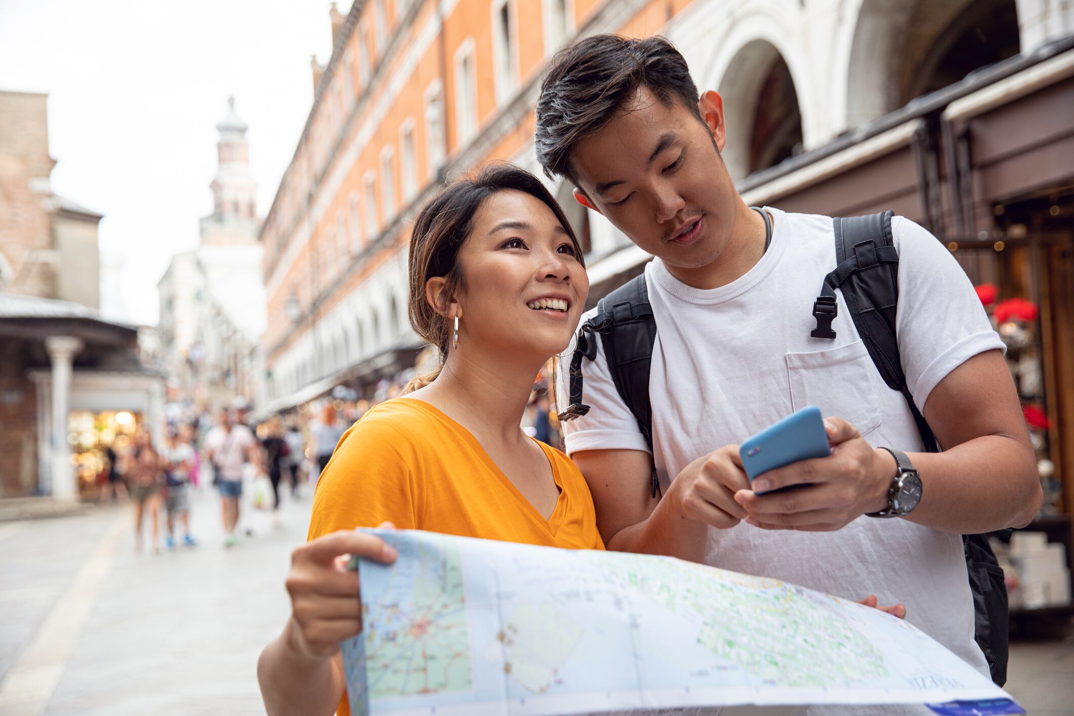 Esta fusión de tecnologías promete revolucionar la forma de descubrir nuevos lugares.