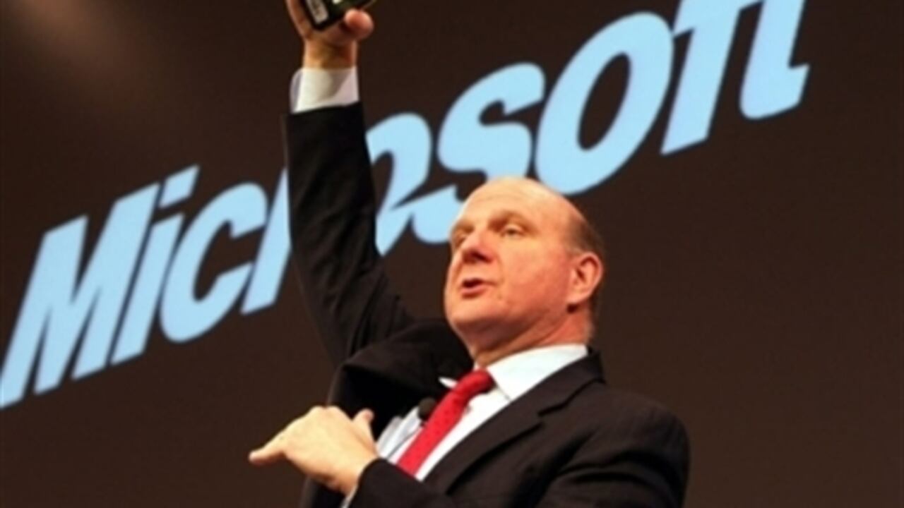 La decisión sobre si Microsoft, el gigante mundial del sotware, reanudará pláticas con Yahoo dependerá del presidente ejecutivo de la firma, Steven Ballmer, reiteró Bill Gates, quien además destacó que éste será quien tendrá las decisiones claves en los negocios y con ello el futuro de la compañía, una vez que él se retire el próximo mes de julio.