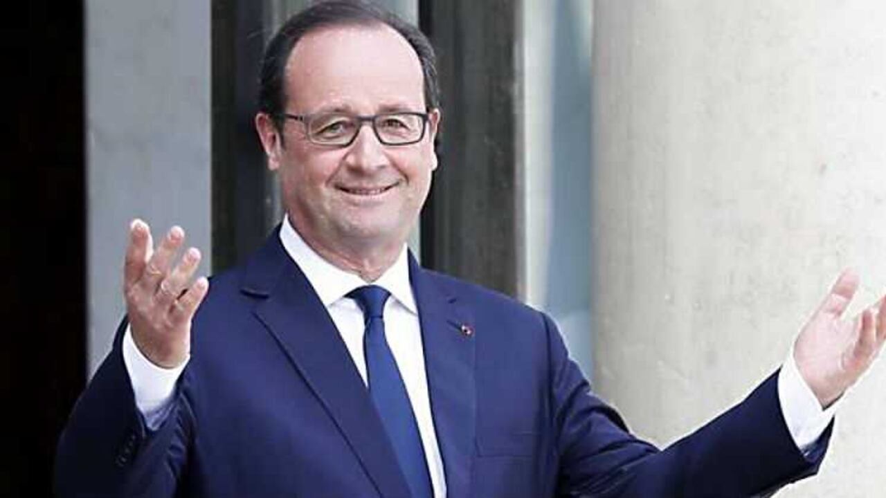 Hollande había prometio en 2012 ser un "presidente normal", lejos del estilo ostentoso y muy criticado de su predecesor de derecha, Nicolas Sarkozy.
