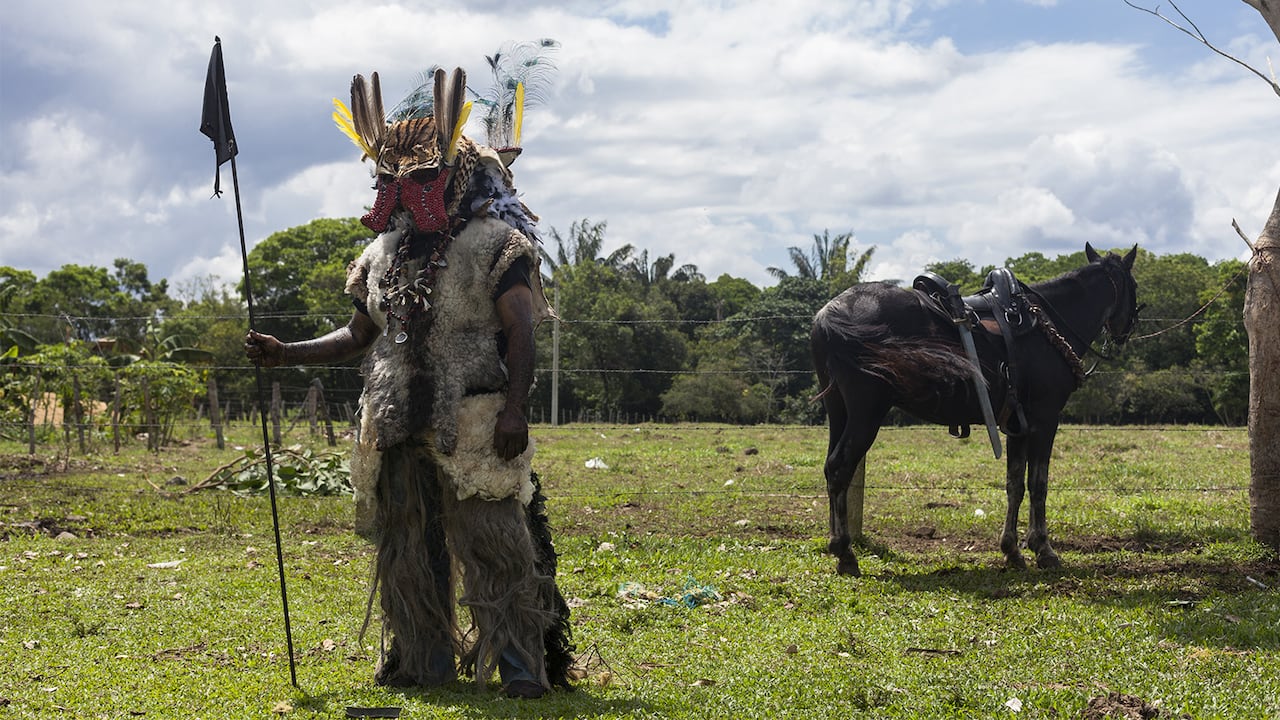 Las cuadrillas representan a cuatro razas que incidieron en la formación de los que hoy es América Latina.