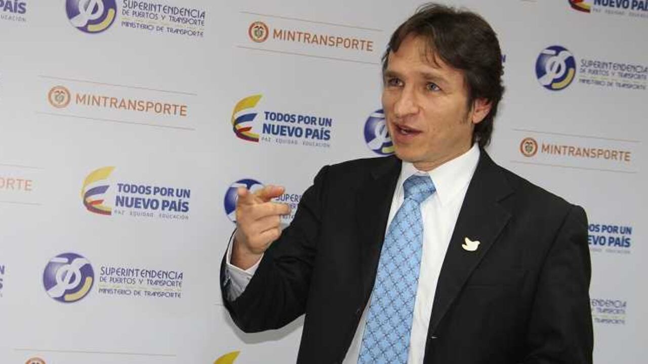 Javier Jaramillo, superintendente de Puertos y Transporte.