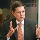 Wilson Ruíz Orejuela se convirtió en el segundo de los tres nombres que conforman la terna que conocerá el Senado de la República