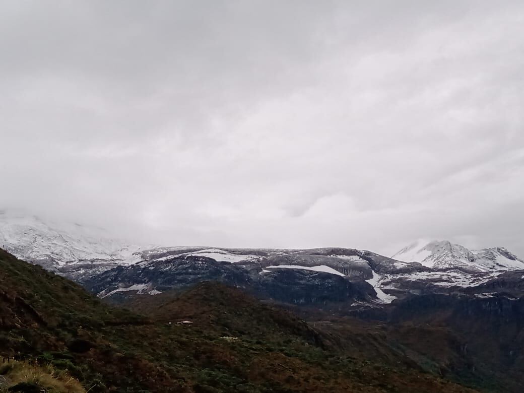 La actividad del volcán continúa en niveles altos