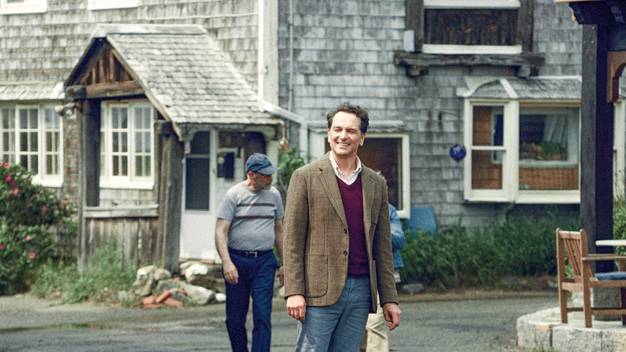 Matthew Rhys no cree, hasta que no le queda alternativa...