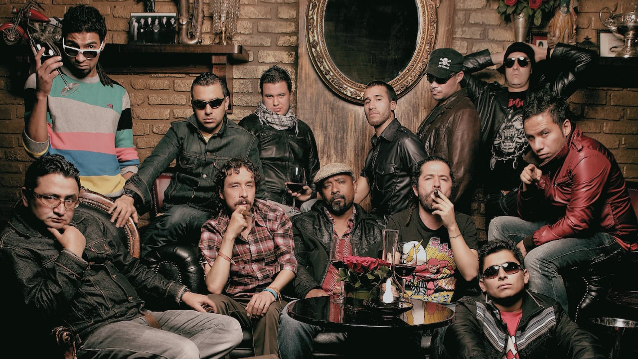 La orquesta colombiana de salsa La 33 se fundó en Bogotá en 2001.